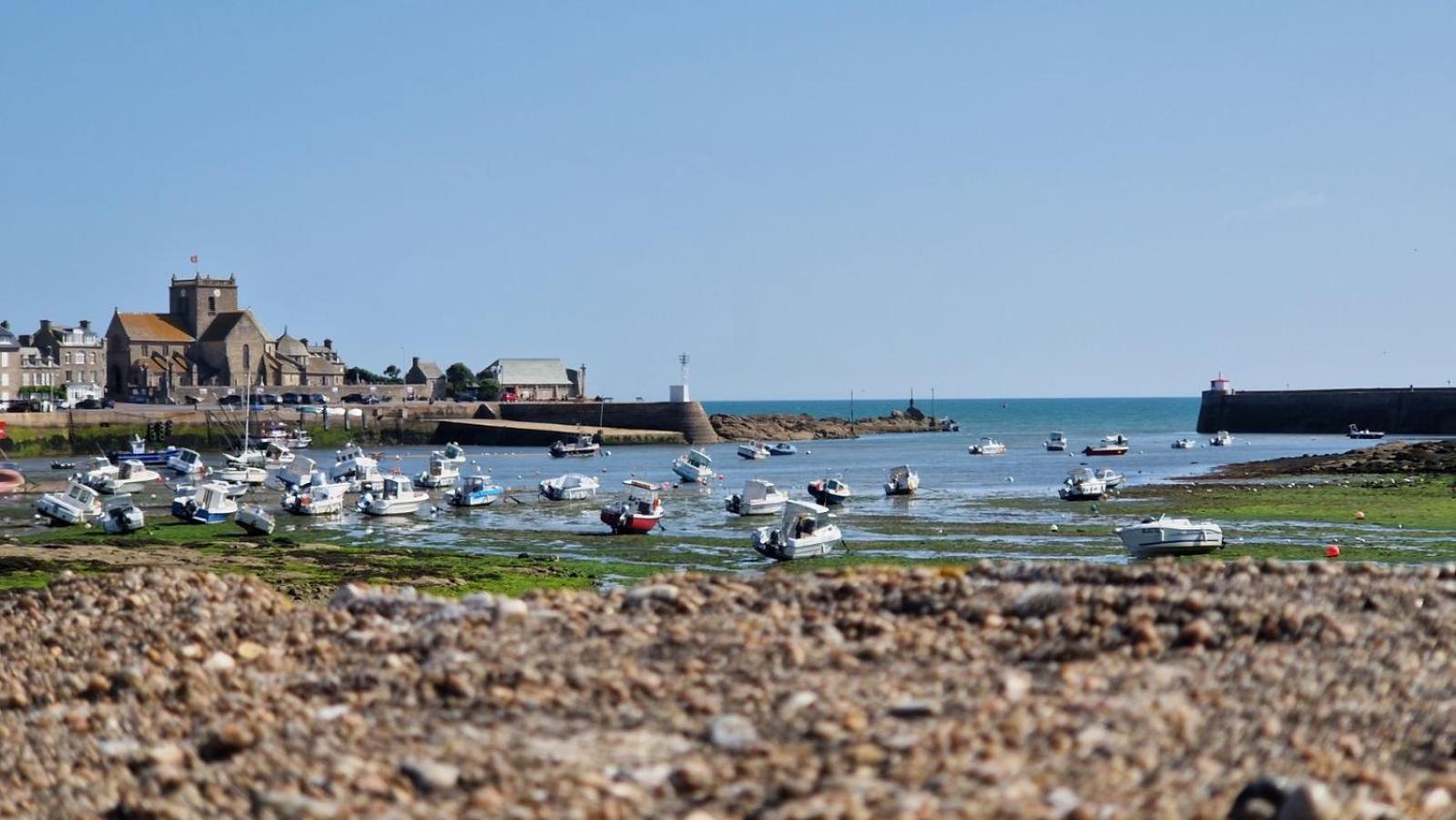 Le Prieure Barfleur Panzió Kültér fotó